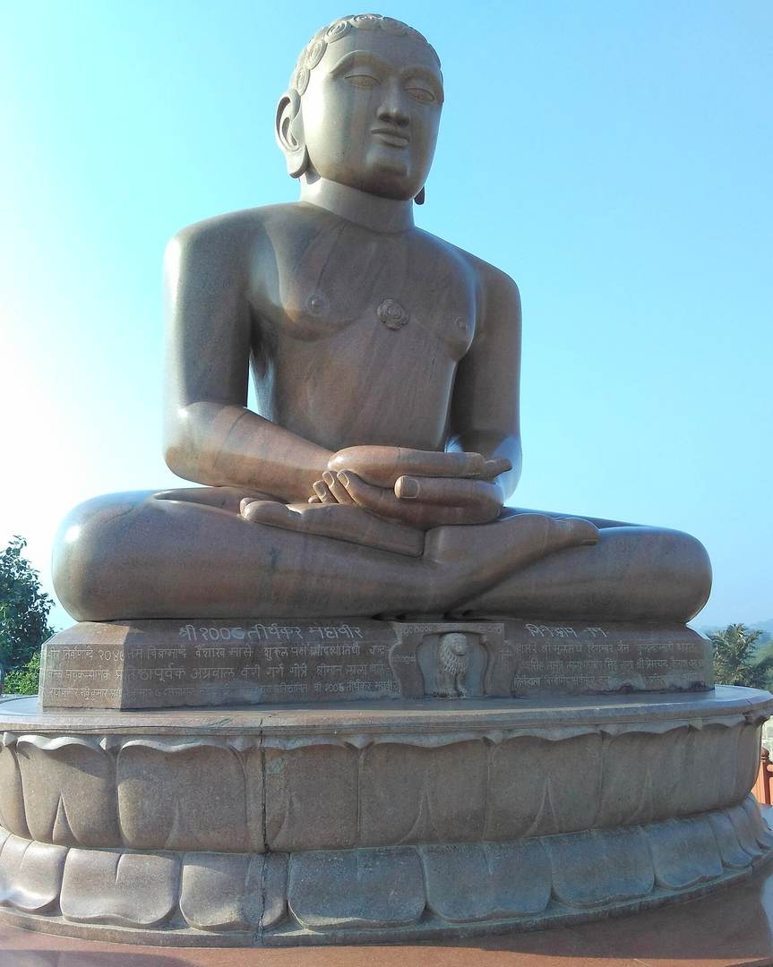 मूलनायक · भगवान महावीर, अहिंसा स्थल