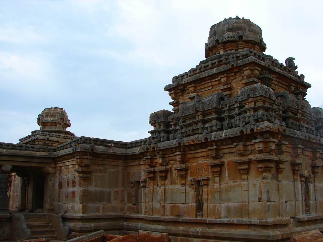 मंदिर · पंचकूट बसदि, कम्बदहल्ली