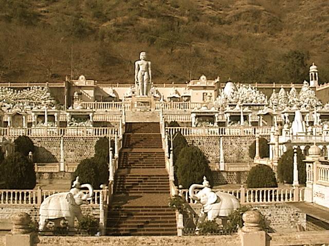प्रतिमा · भगवान बाहुबली की प्रतिमा, कुंभोज बाहुबली