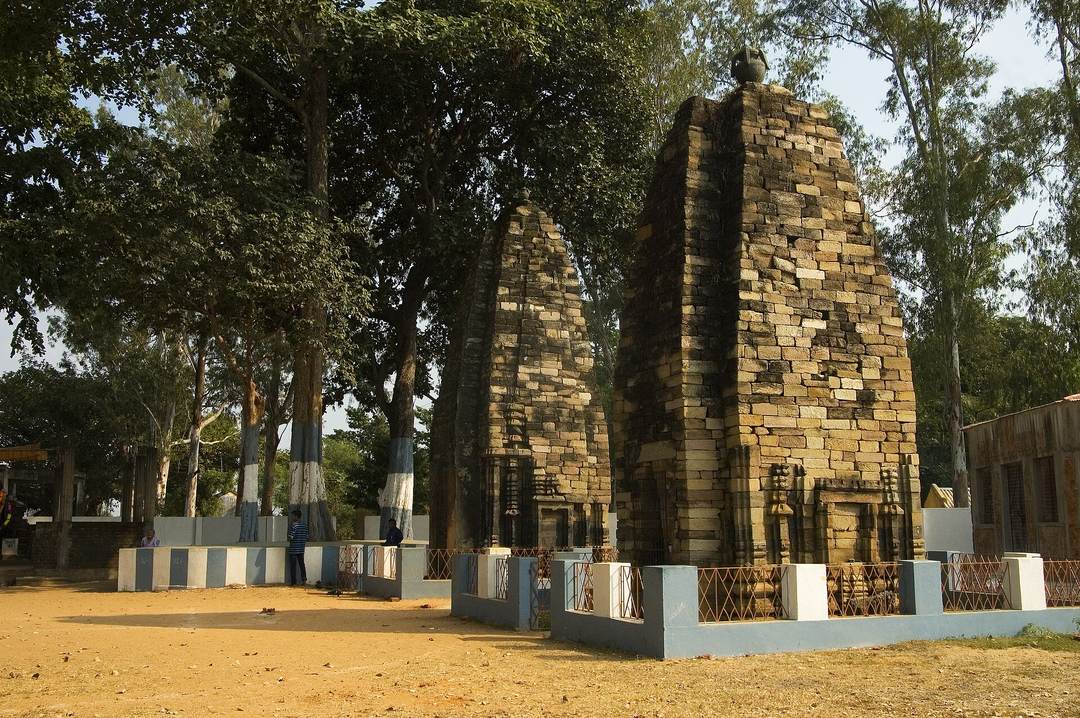 मंदिर, पाकबिड़रा
