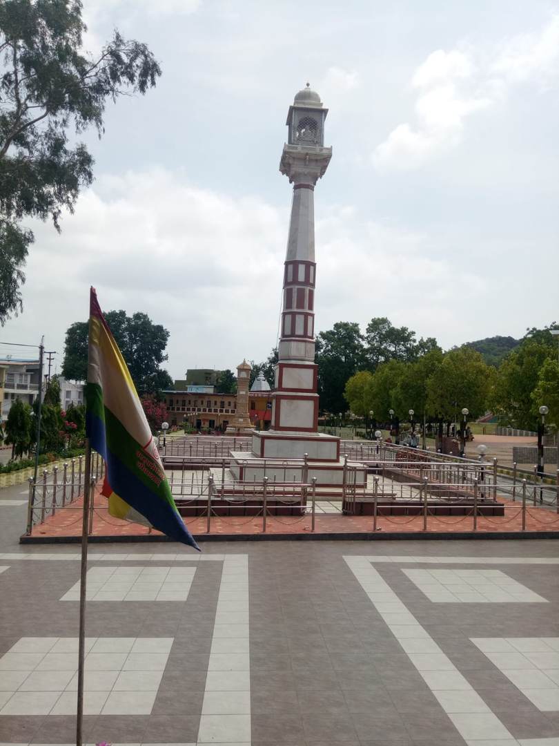 मंदिर, पिसनहारी की मढ़िया