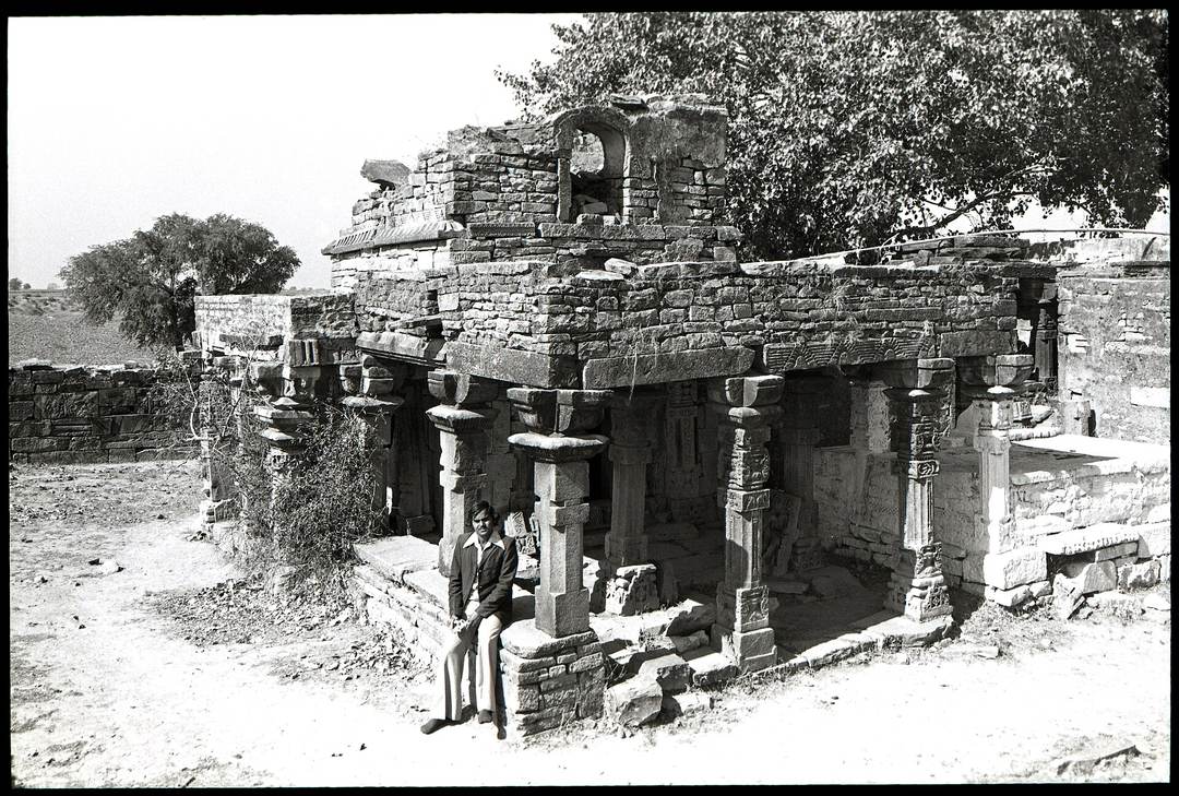 तीर्थ · अंबिका देवी मंदिर, 1980, सिहोनिया